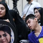 اشک های جانگداز برادر معلول الهه حسین‌نژاد در دادگاه